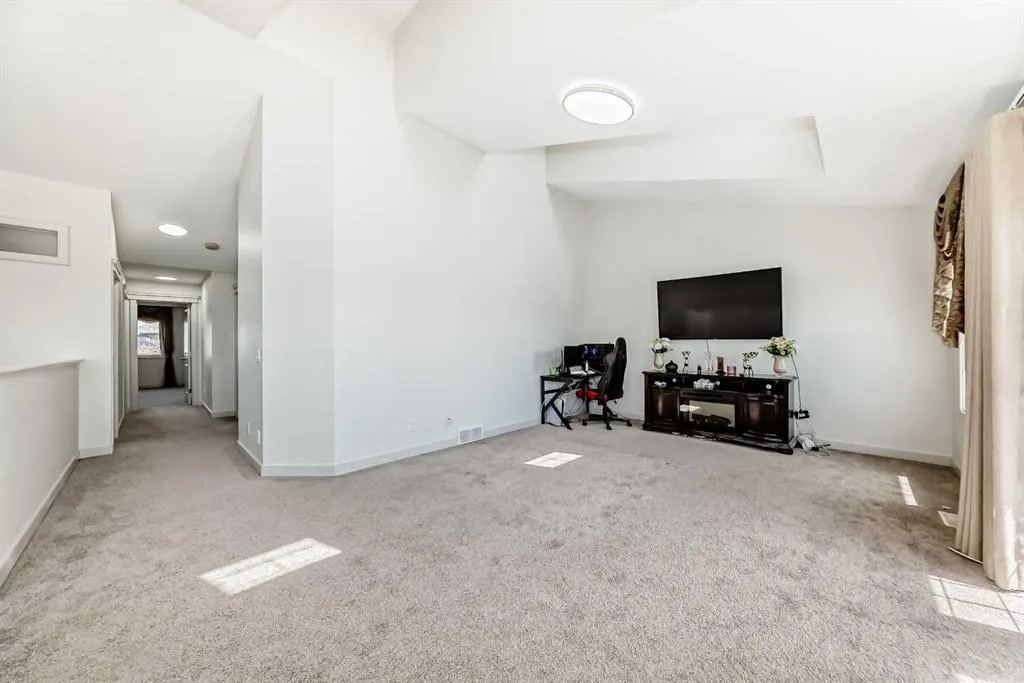 314 Evanston Drive NW