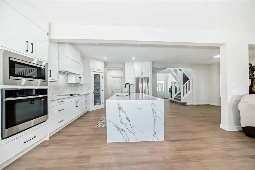 314 Evanston Drive NW