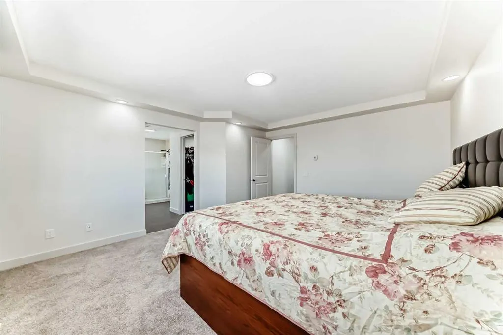 314 Evanston Drive NW