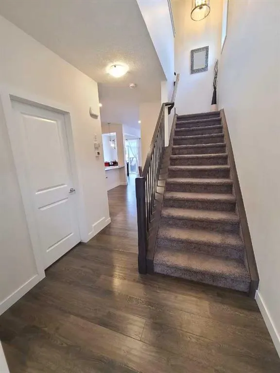 337 Bayview Way SW