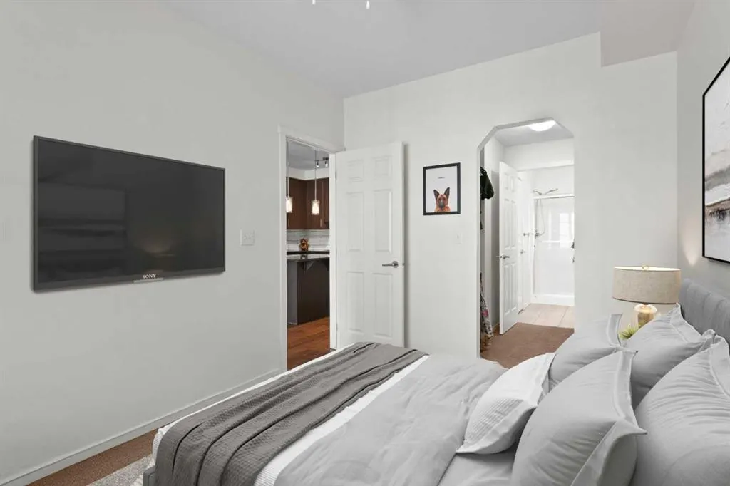 99 Copperstone Park SE, #3219
