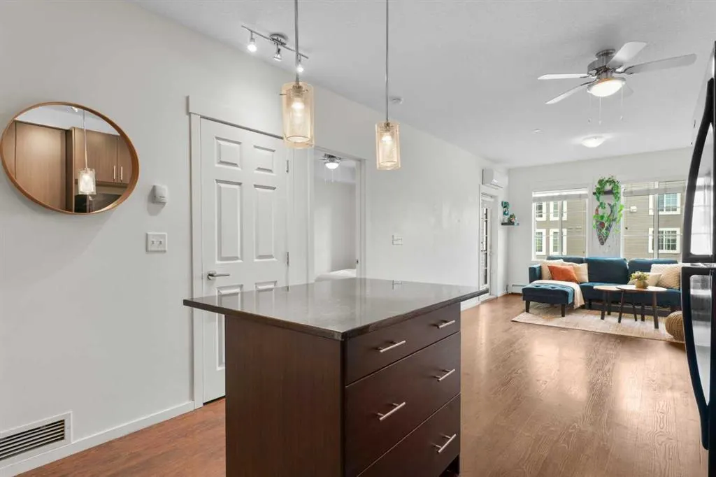 99 Copperstone Park SE, #3219