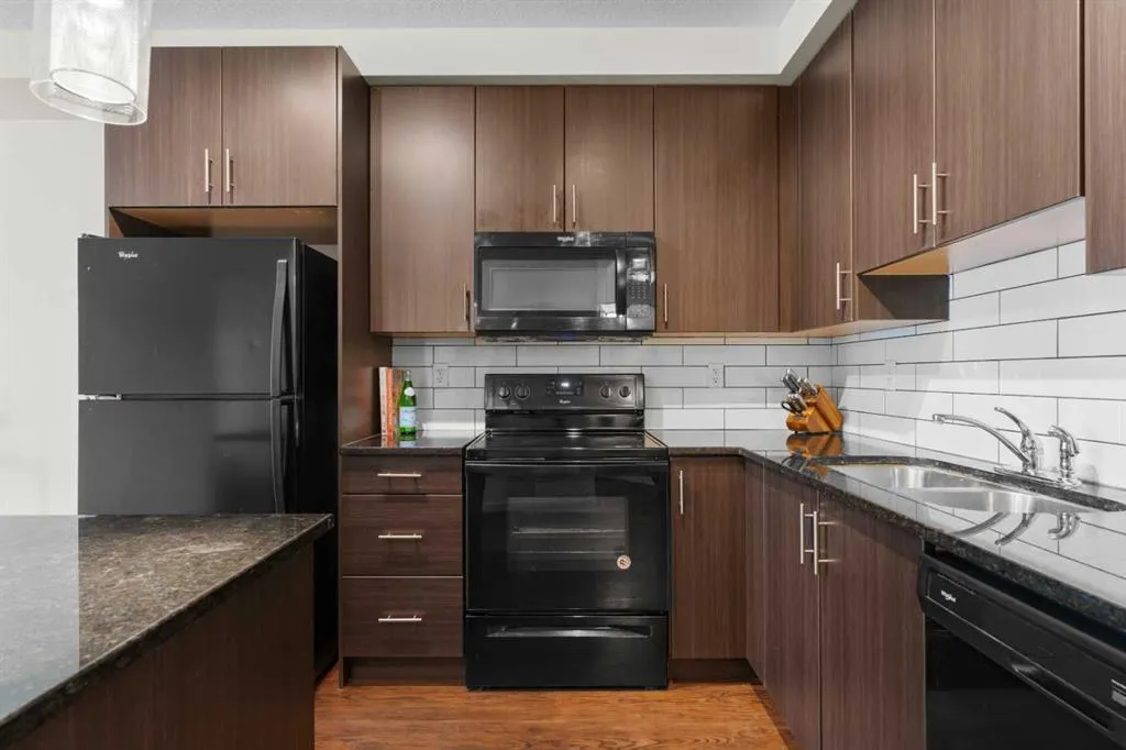 99 Copperstone Park SE, #3219