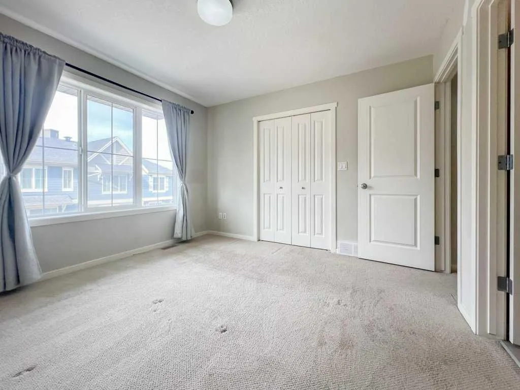 28 Kinlea Common NW