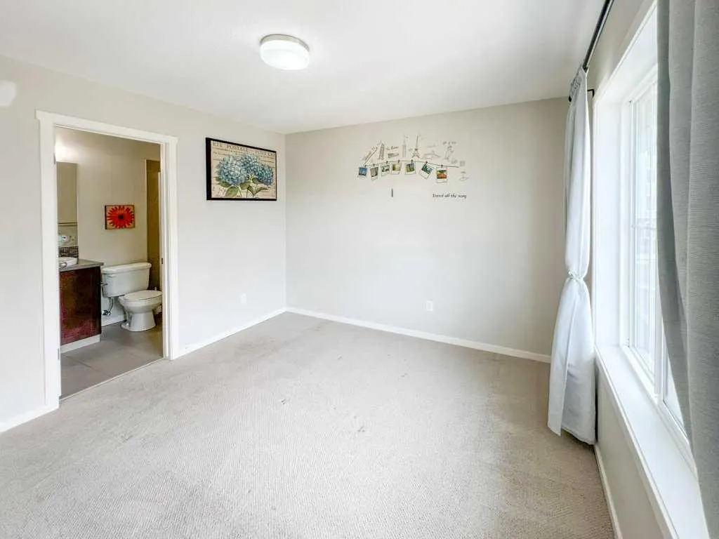 28 Kinlea Common NW