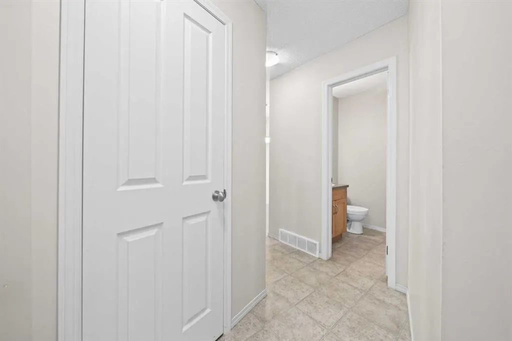 105 Drake Landing Common, #7