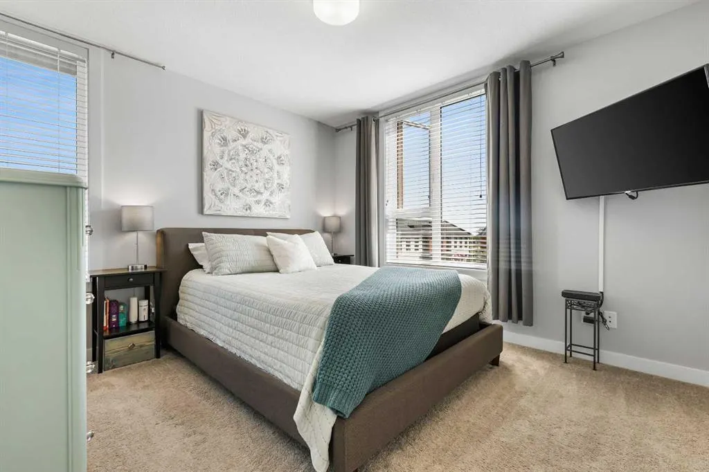 502 Drake Landing Wynd
