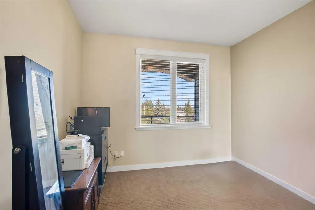 4707 50 Street, #405