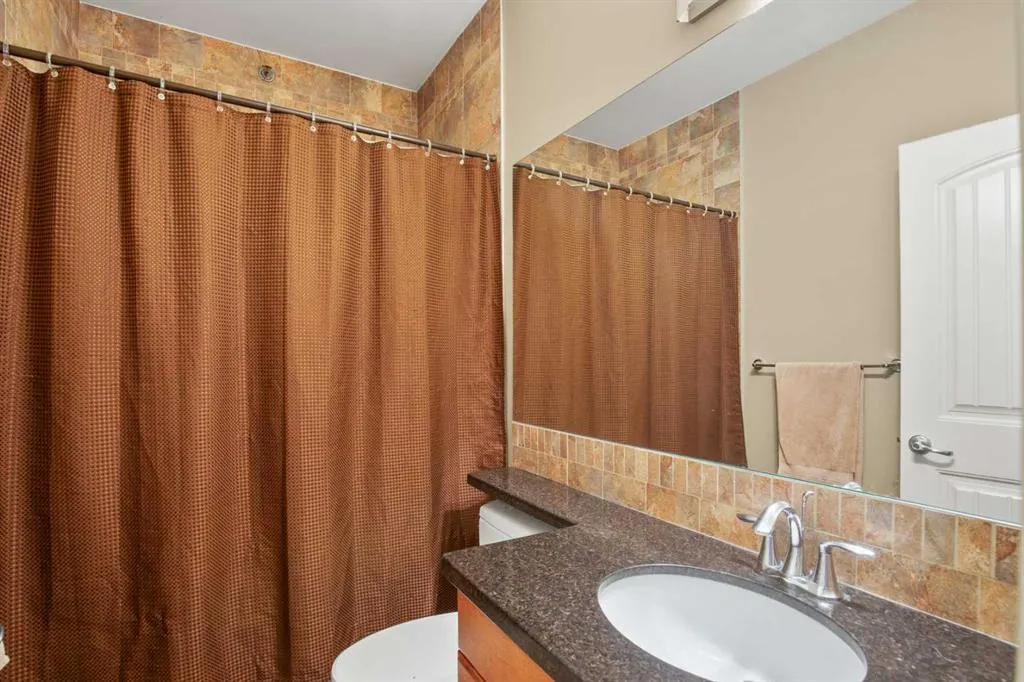 4707 50 Street, #405