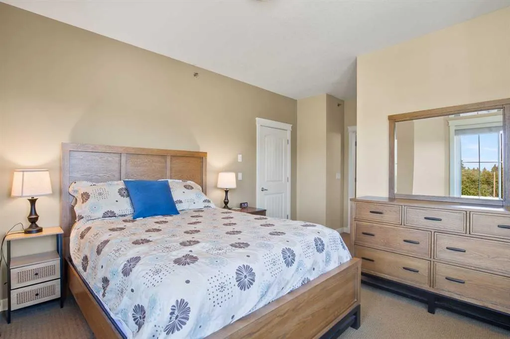 4707 50 Street, #405