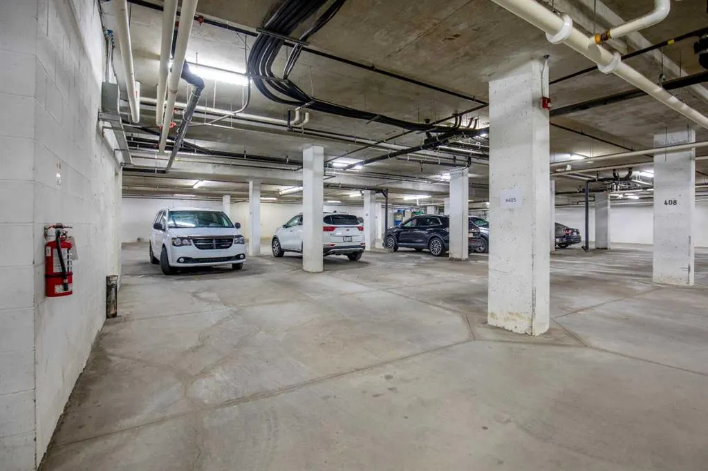 4707 50 Street, #405