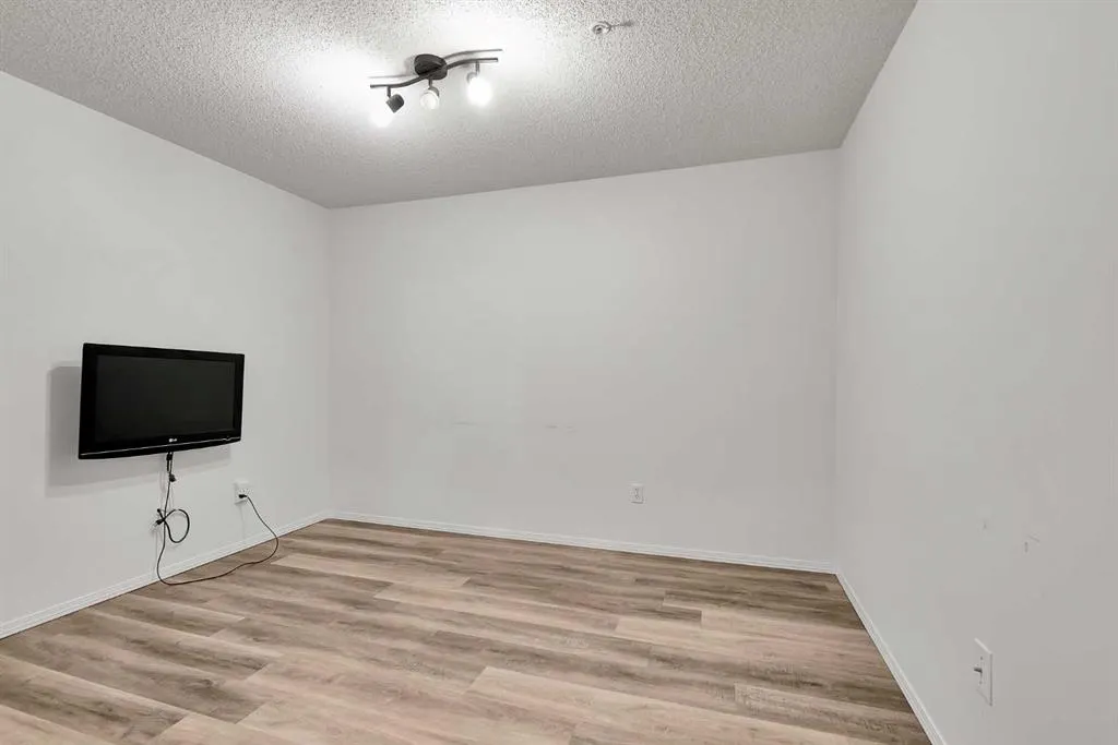 1717 60 Street SE, #312