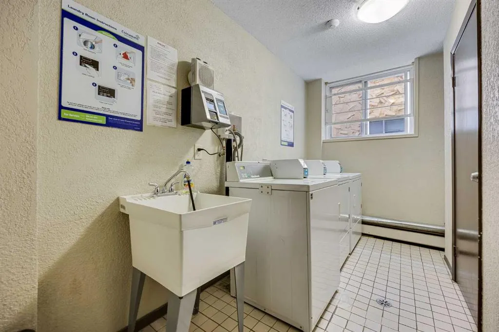 836 4 Avenue NW, #302