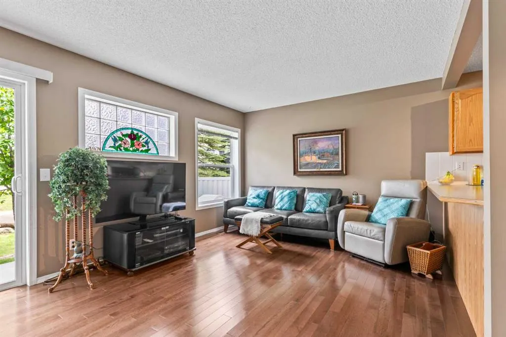 24 Millview Green SW