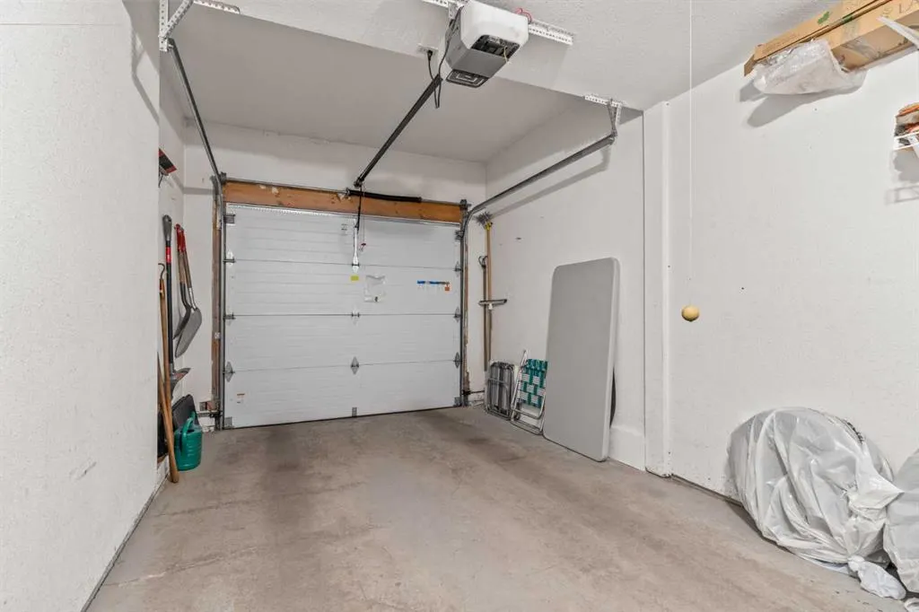 24 Millview Green SW