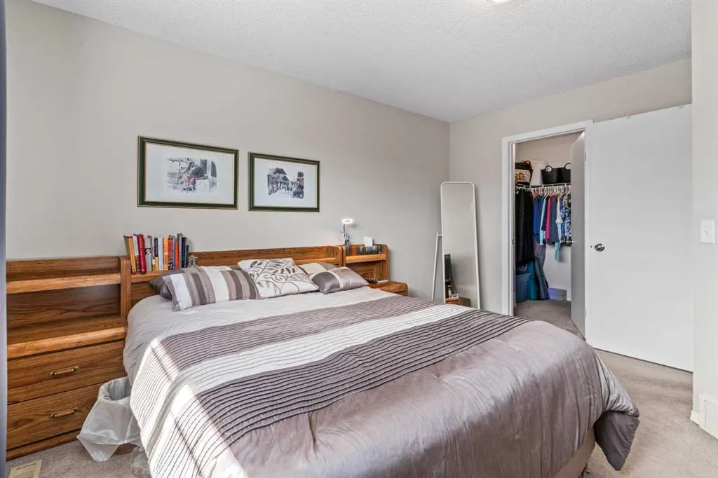 24 Millview Green SW