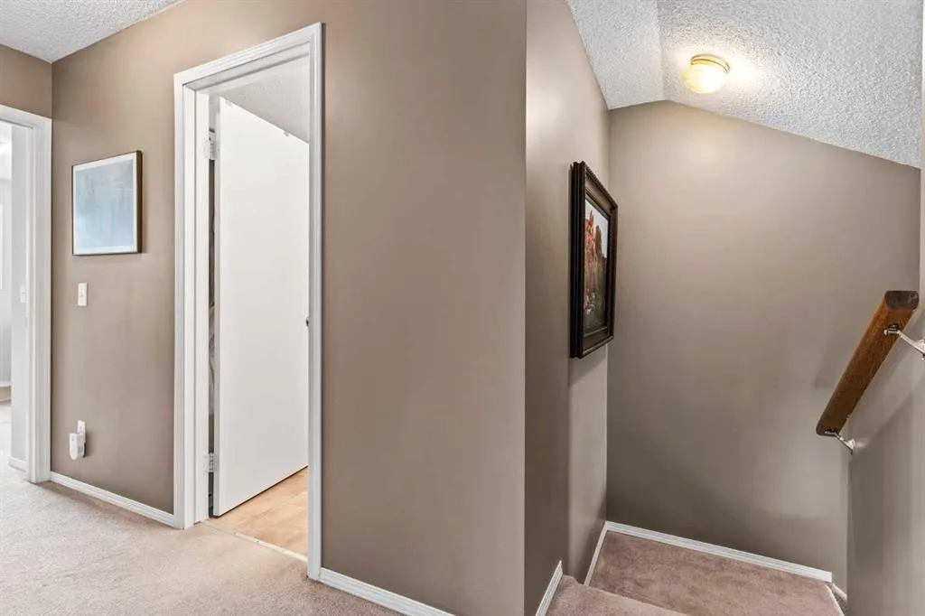 24 Millview Green SW