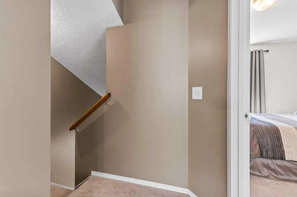 24 Millview Green SW