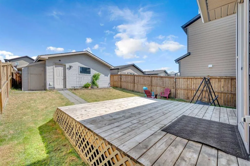 45 Skyview Springs Crescent NE