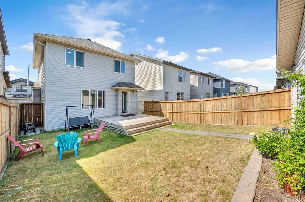 45 Skyview Springs Crescent NE