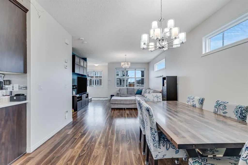129 Red Embers Crescent NE