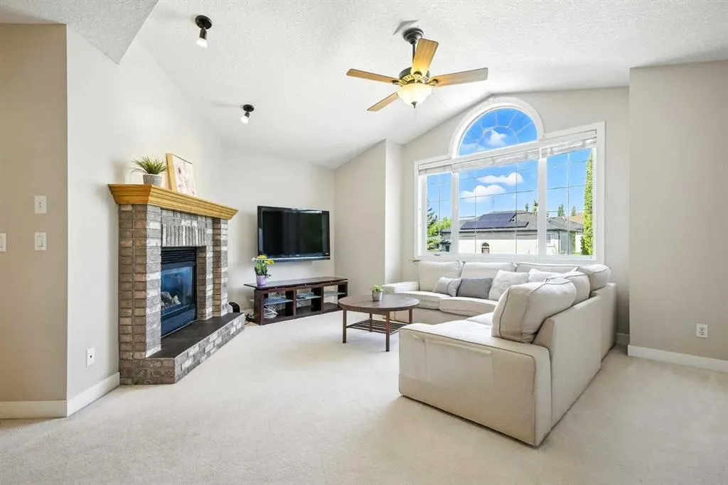 58 Tuscany Ridge View NW