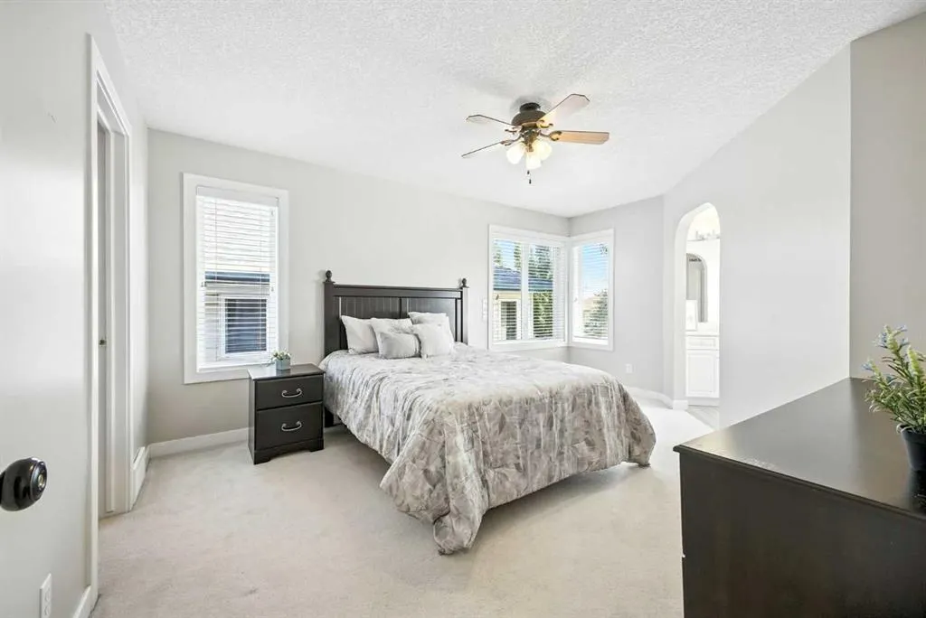 58 Tuscany Ridge View NW