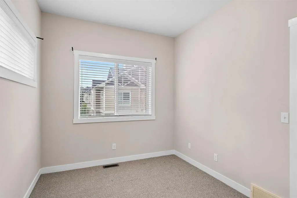103 Skyview Ranch Gardens NE
