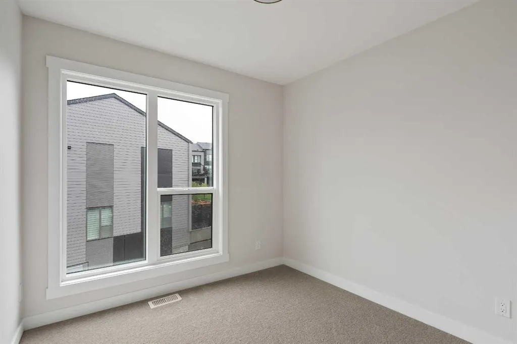 405 Sovereign Common SW
