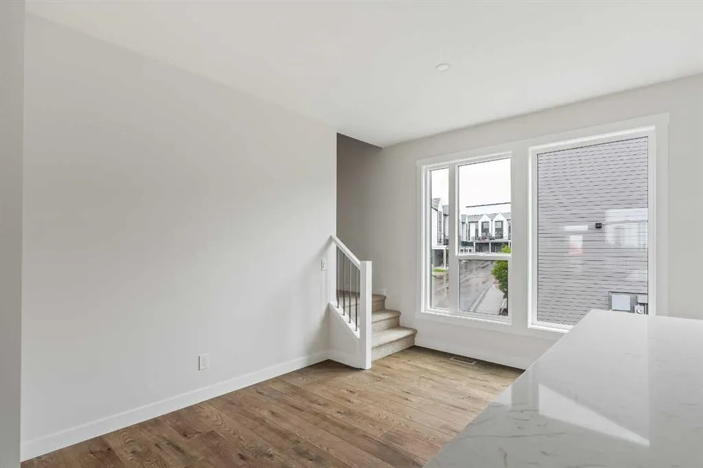 405 Sovereign Common SW