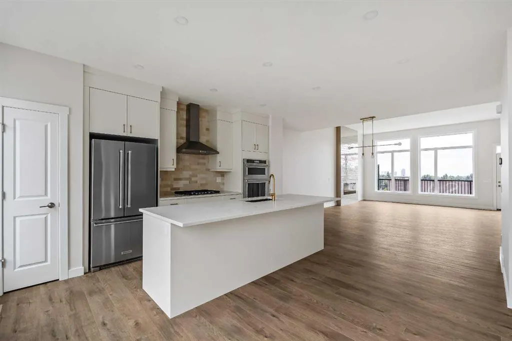 405 Sovereign Common SW