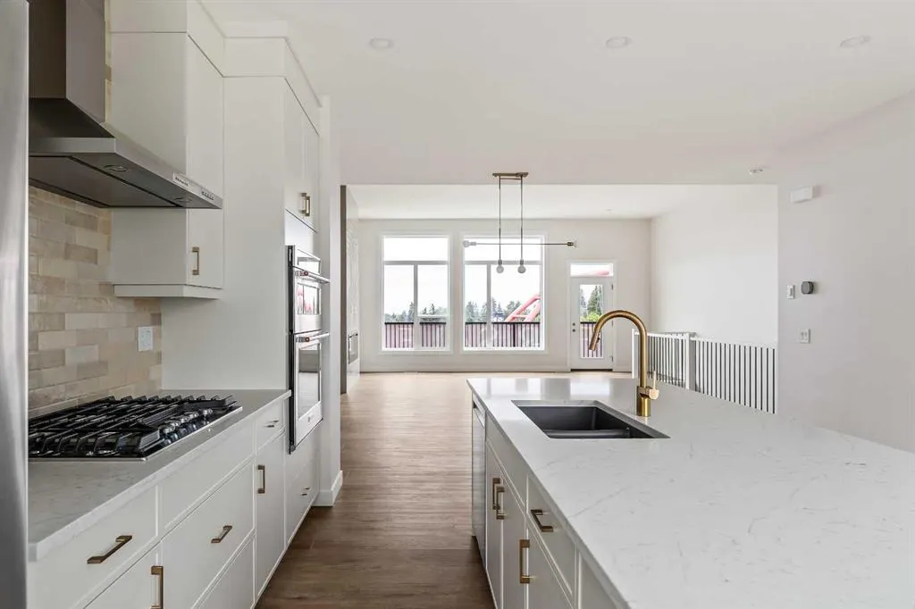 405 Sovereign Common SW