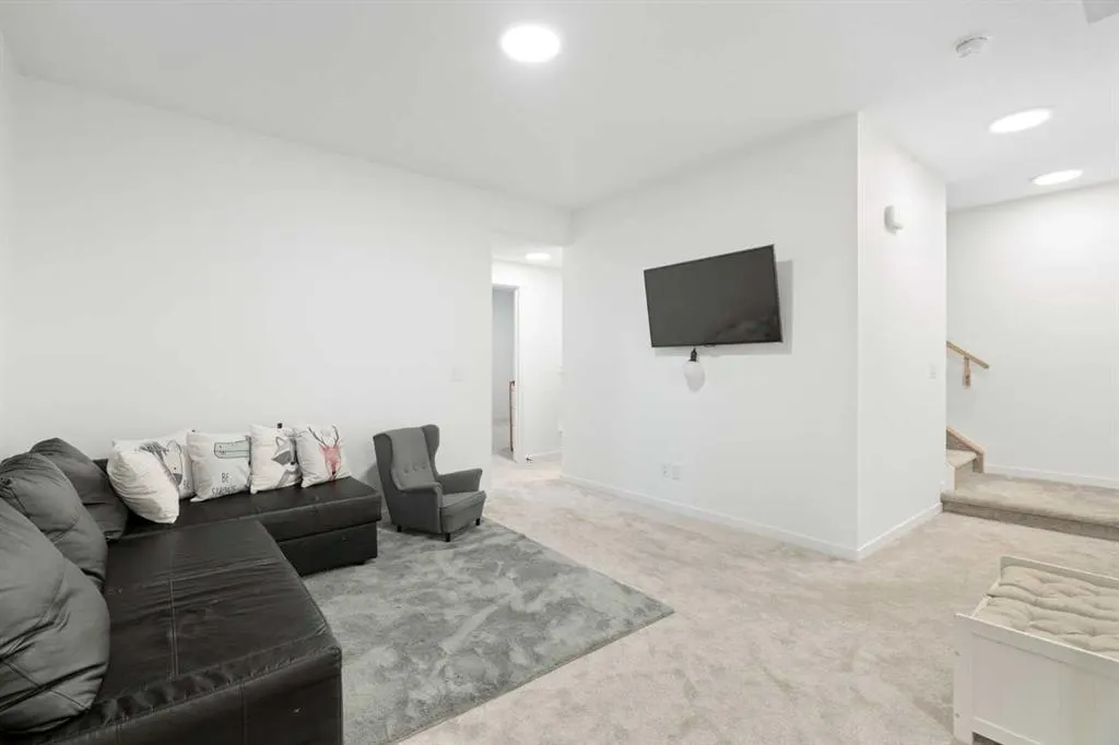 36 Magnolia Bay SE