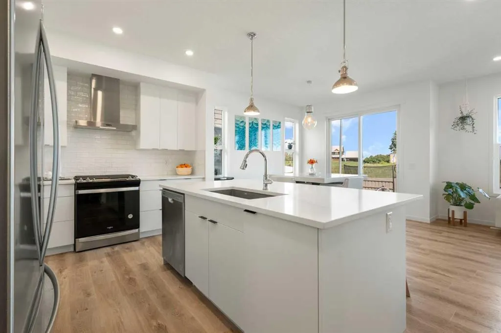 36 Magnolia Bay SE