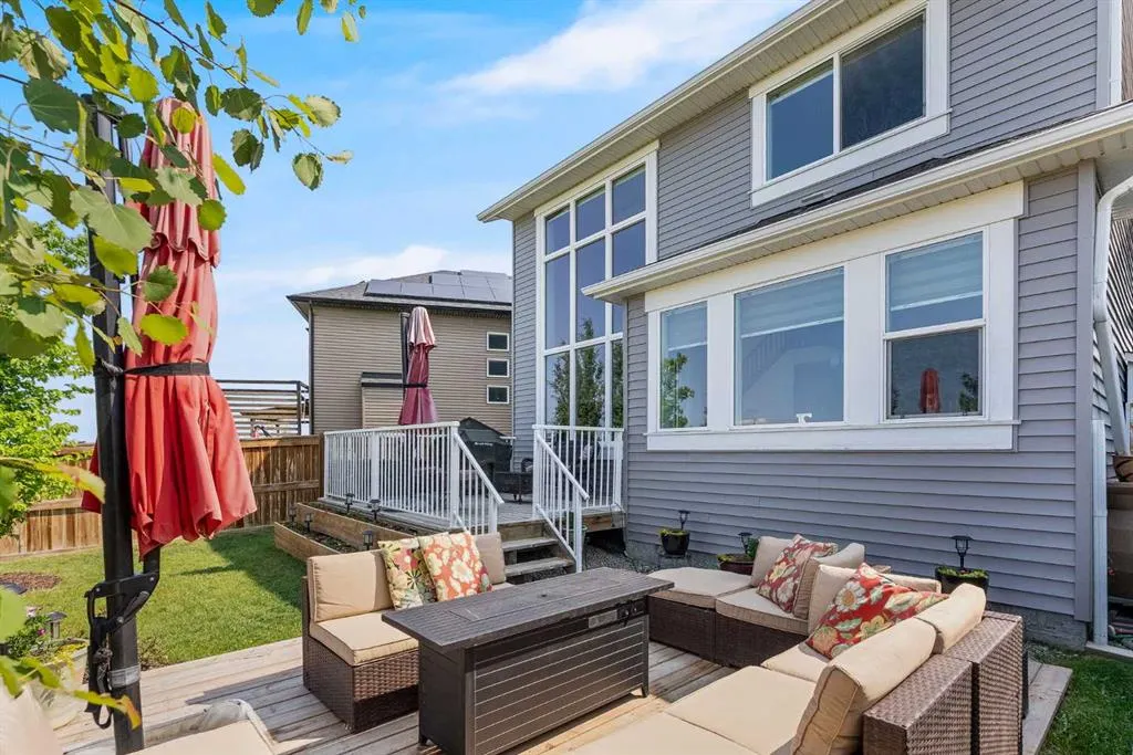 280 Nolancrest Heights NW