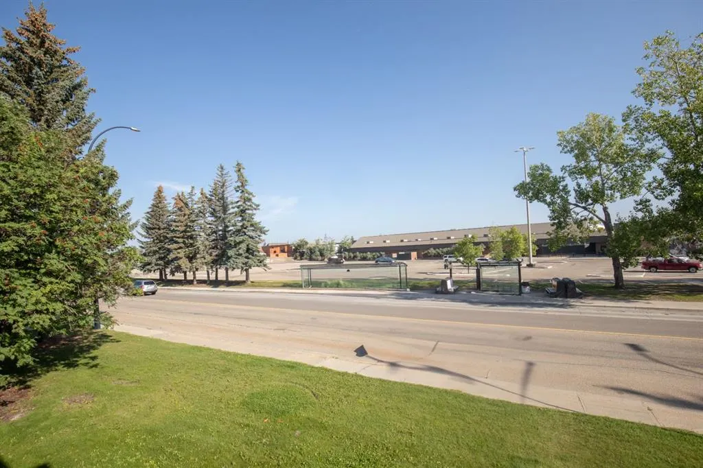 41 Bennett Street, #206
