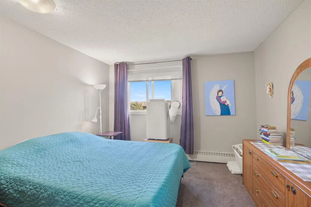 41 Bennett Street, #206