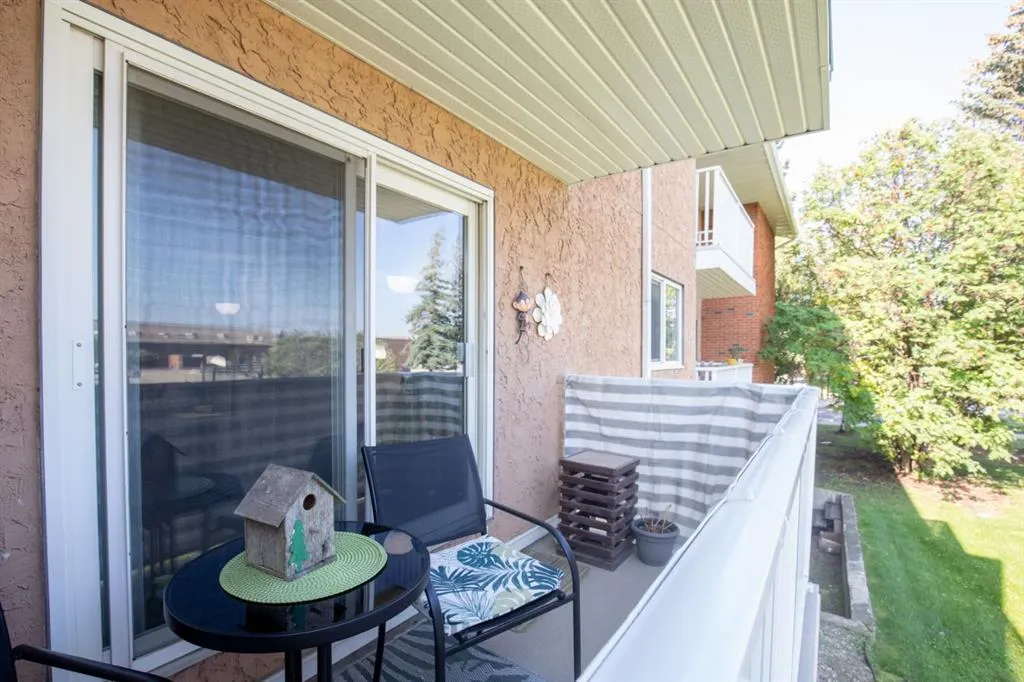 41 Bennett Street, #206
