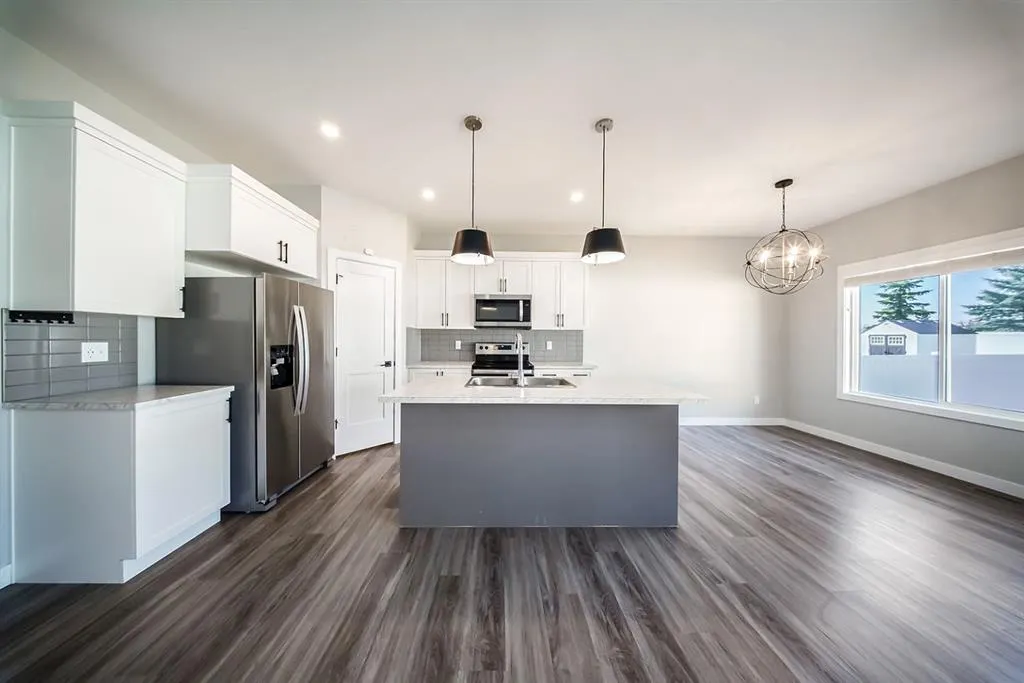 88 Henderson Crescent