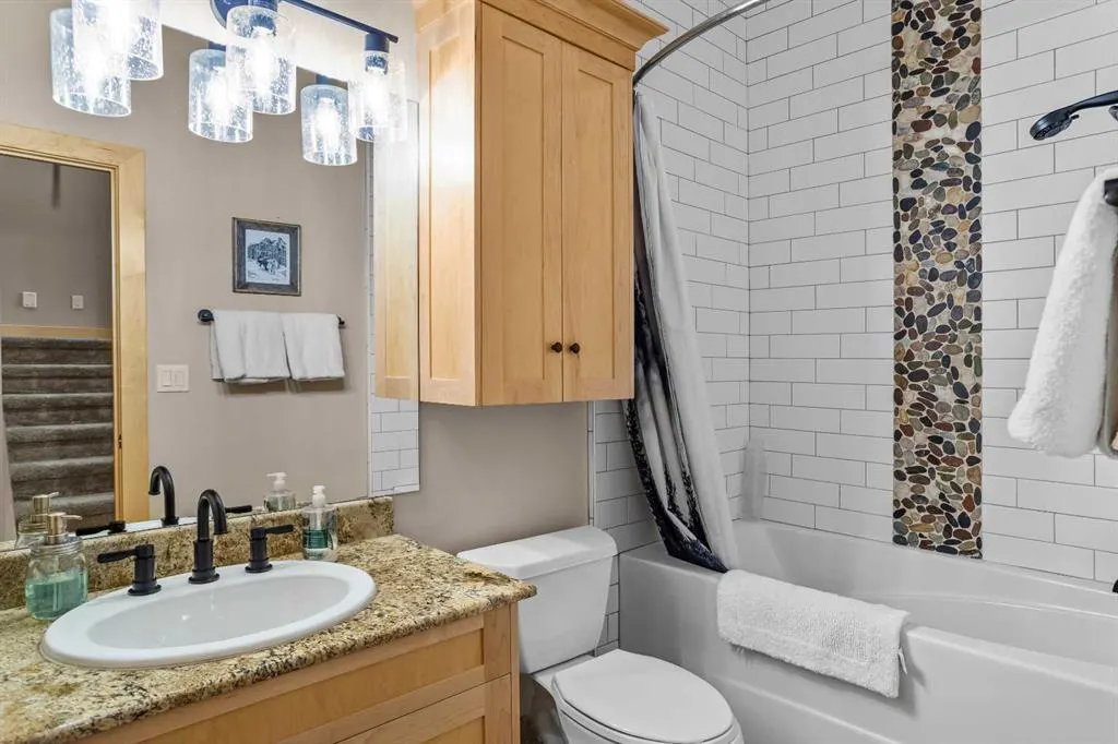 124 Silvertip Ridge, #4