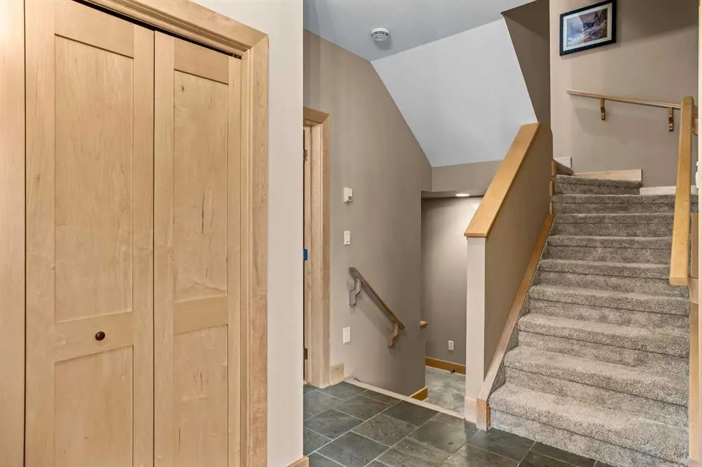 124 Silvertip Ridge, #4