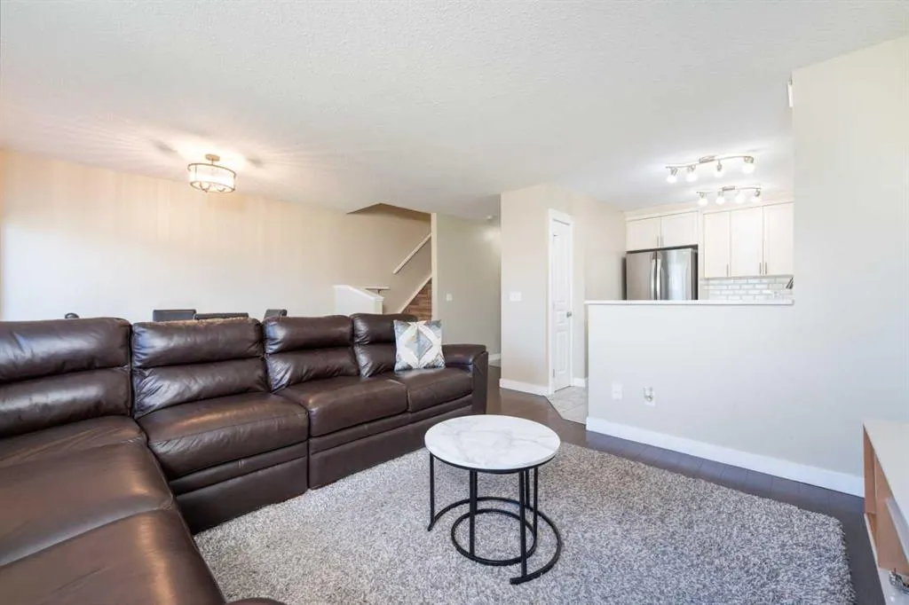 220 Bayside Point SW