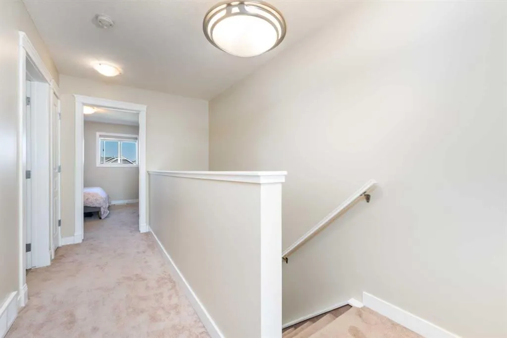 220 Bayside Point SW