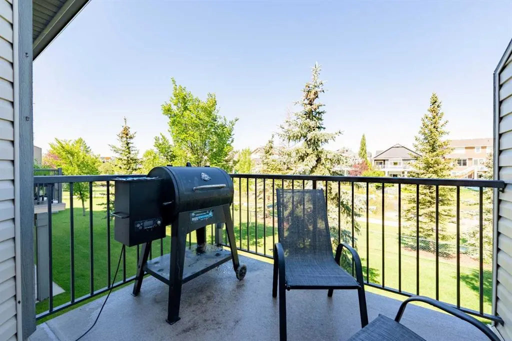 220 Bayside Point SW