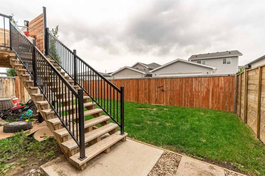 225 Lasalle Terrace W