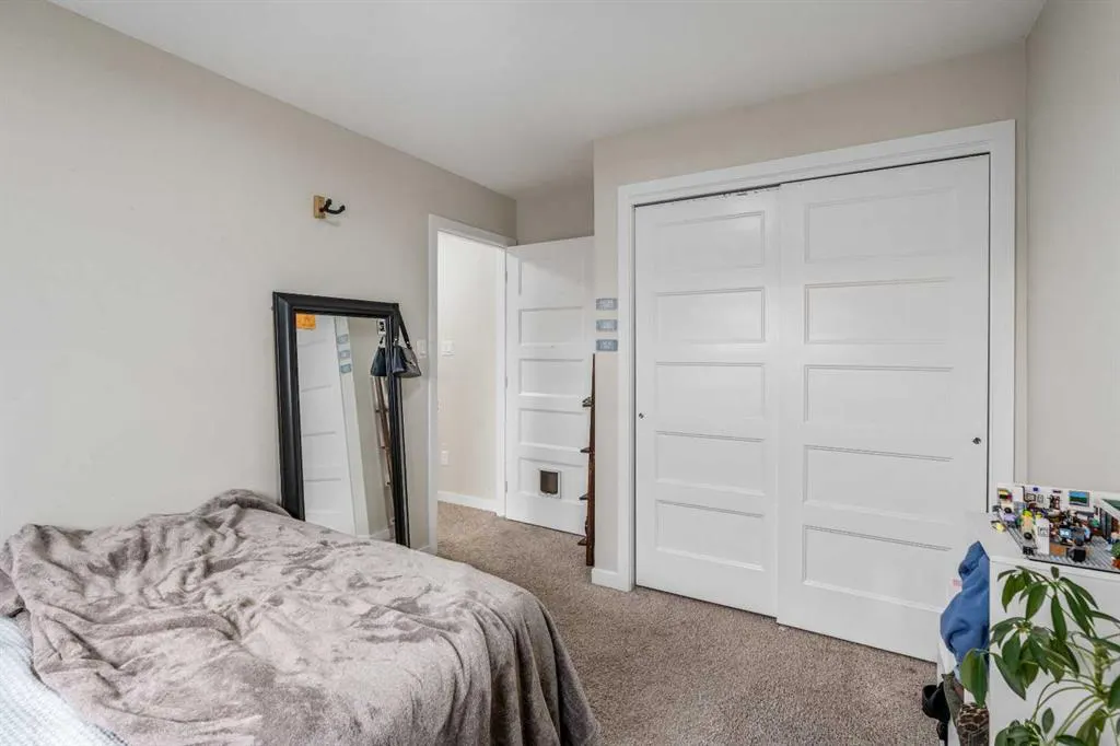 225 Lasalle Terrace W