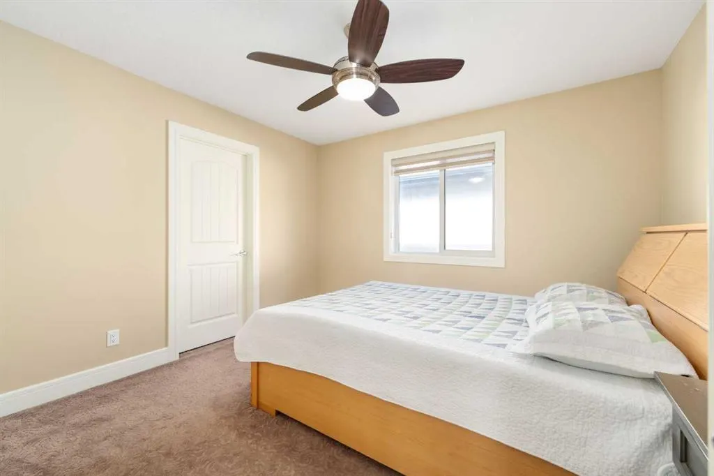 150 Saddlelake Grove NE