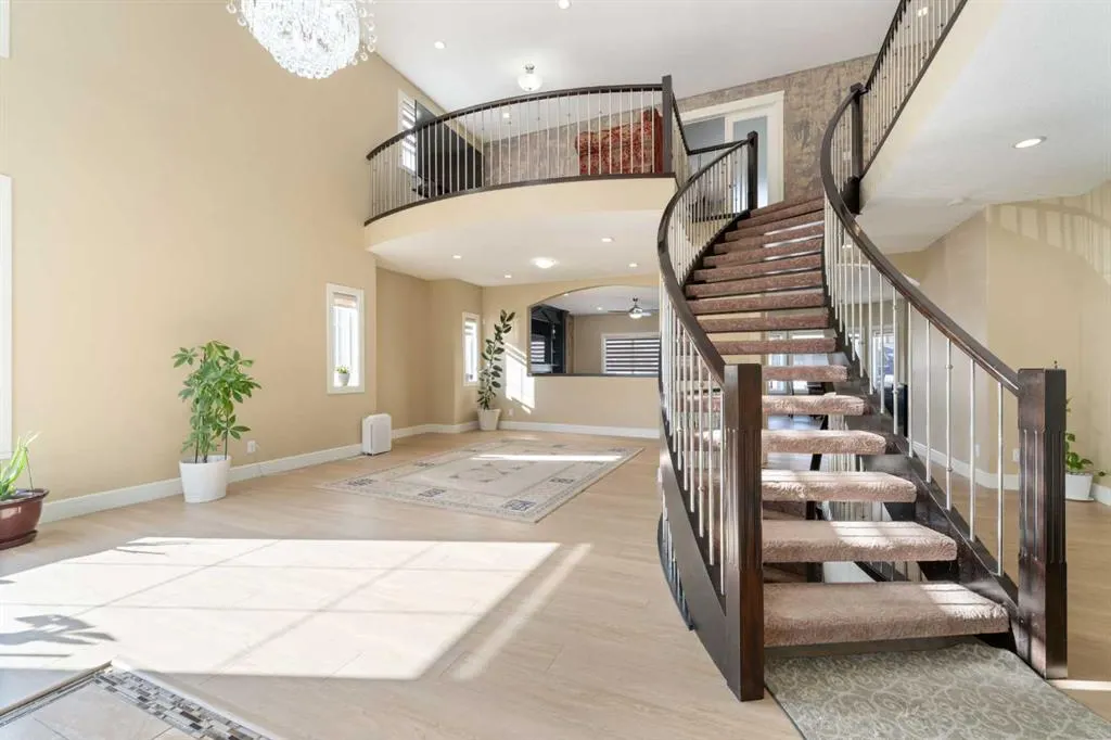 150 Saddlelake Grove NE