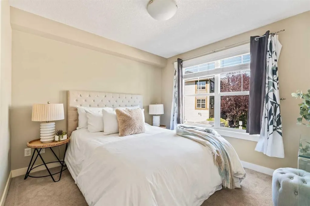 1010 Mckenzie Towne Villas SE
