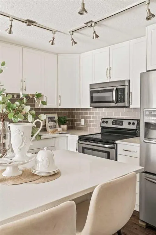 1010 Mckenzie Towne Villas SE